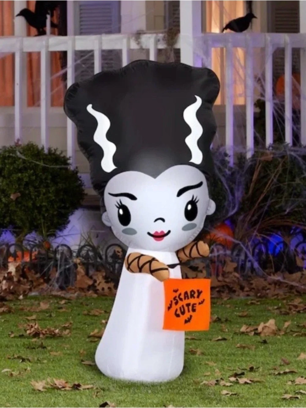 Universal Bride Of Frankenstein 3.5’ Inflatable Halloween Monsters Yard Decor